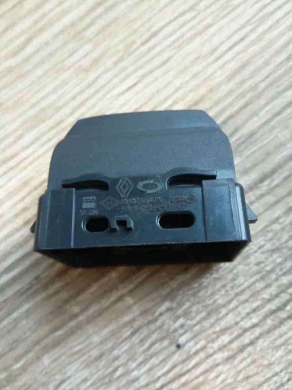 фото №4, Заглушка панелі консолі renault twingo iii oryg.