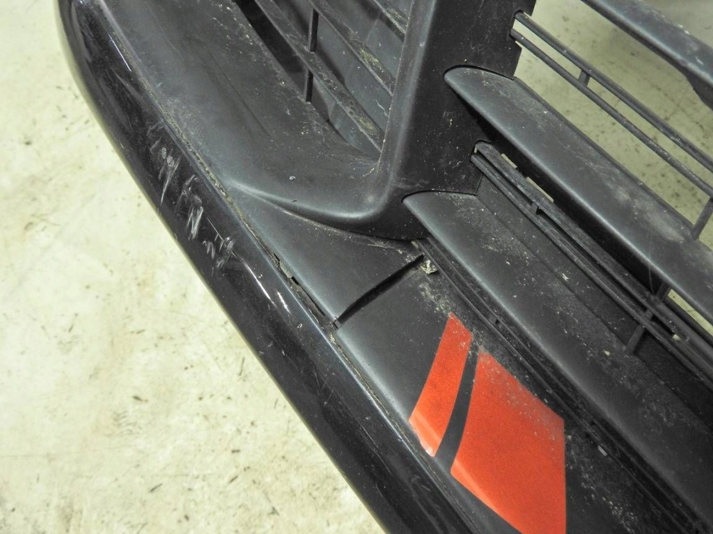 Peugeot 308 2 t9 13-17 ktvd бампер перед комплектный с Разборки