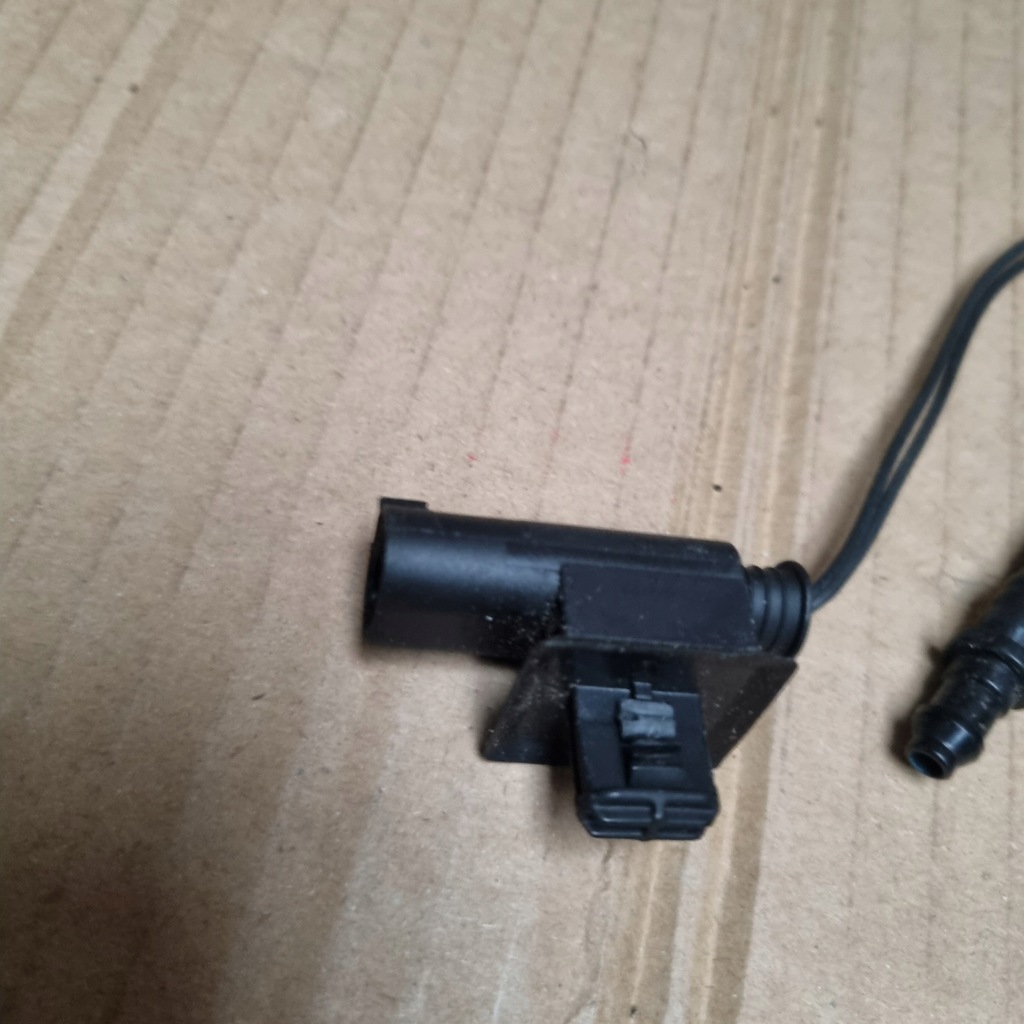 фото №6, Защита щель капот 7427124 bmw x1 f48