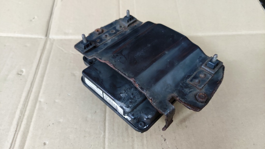 фото №2, Mercedes actros mp2 mp3 distronic радар 9435400045