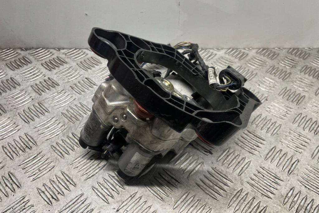 фото №9, Насос гидравлическая bmw 7 f01, f02 6775258 3.0l дизель 180kw 2012