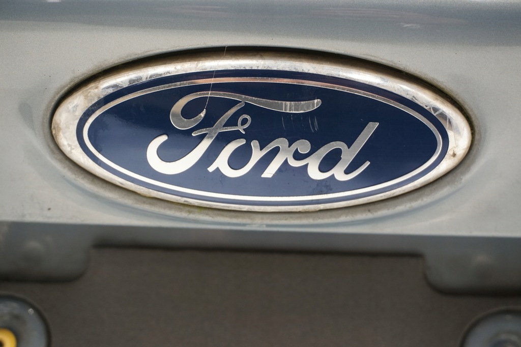 фото №8, Ford kuga mk1 кришка багажника багажника 08r