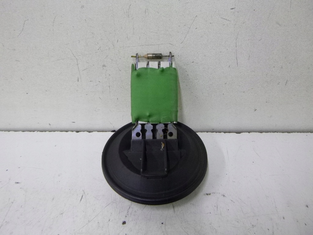 фото №1, Резистор вентилятор vw polo 9n fox