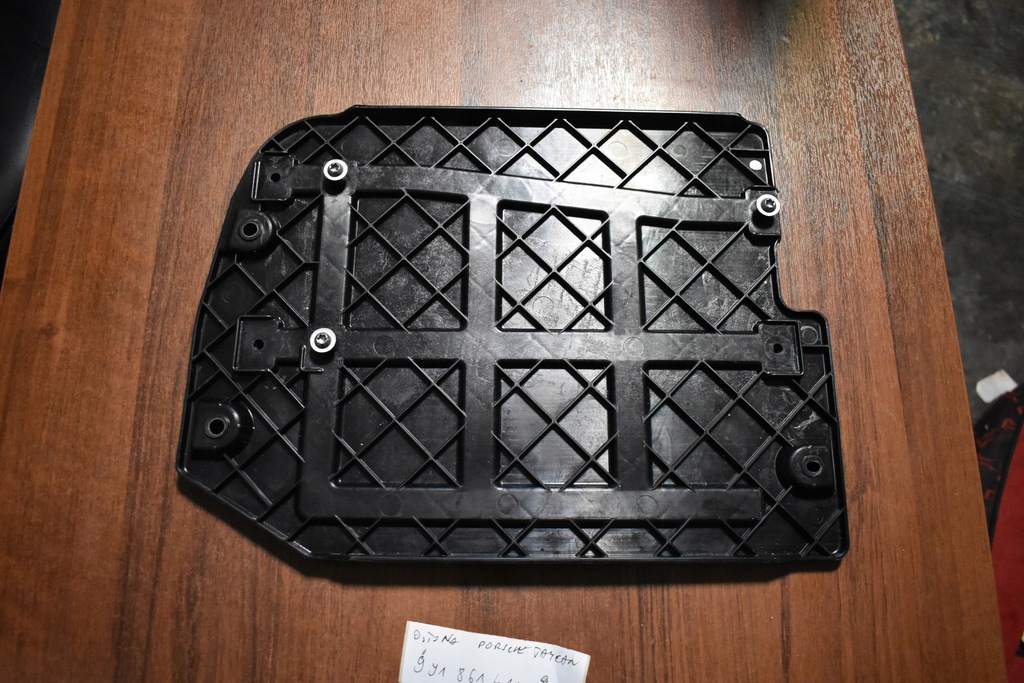 фото №1, Idealna защита porsche taycan 1