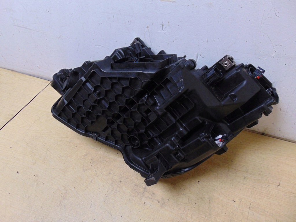 фото №14, Лампа правая перед audi e-tron 4ke 4ke941040