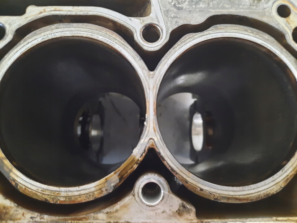 фото №13, Volkswagen golf 4 iv 97-06 1.4mt dół блок двигателя akq