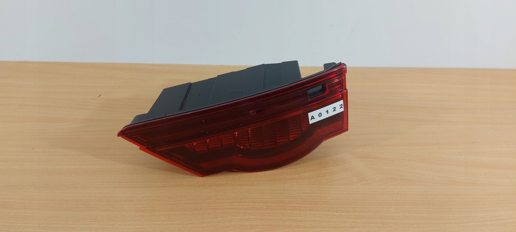 фото №1, Jaguar xf sportbracke права лампа внутрішня led