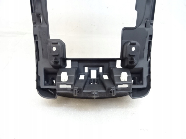 Renault scenic iv панель средний рамка дисплея 682607429r Киев