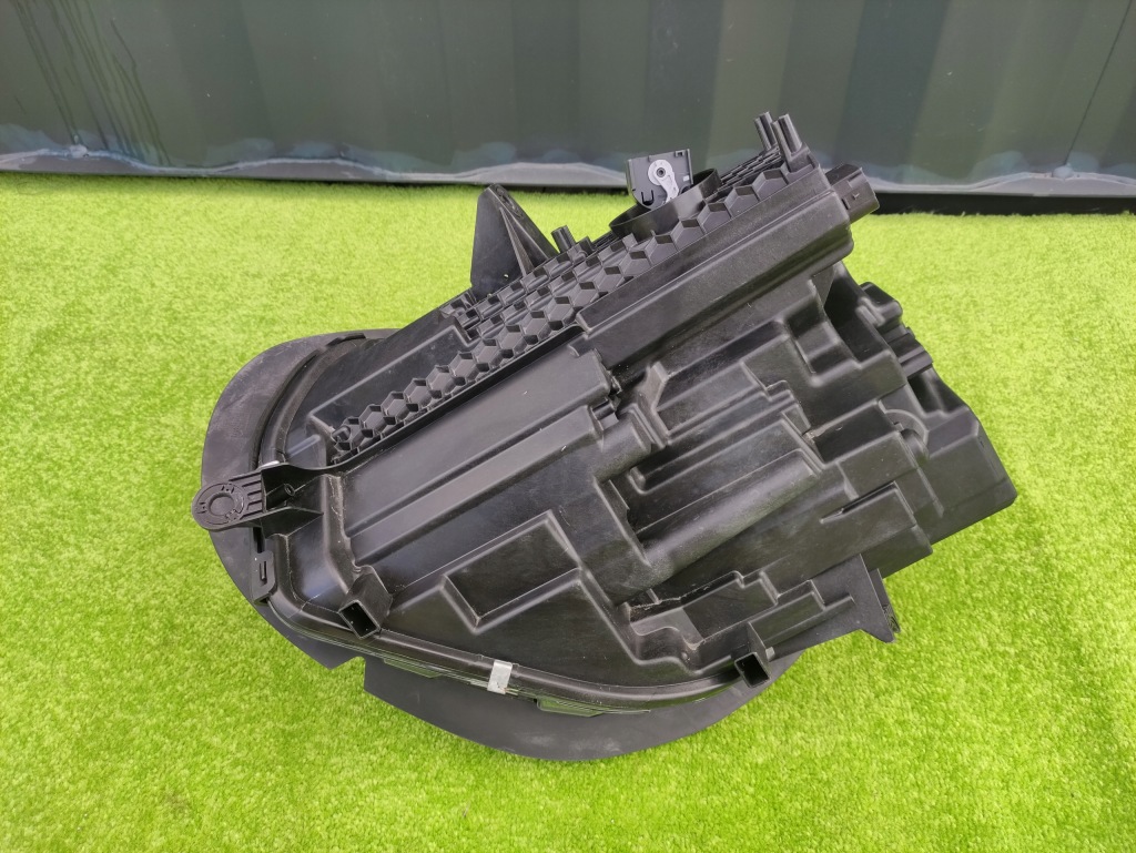 Mini countryman f60 рестайлинг  фара правый  перед full led в Украине