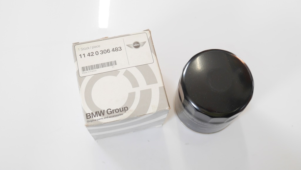 Купити Mini r50 фільтр оливи новий оригінал  bmw 0306483