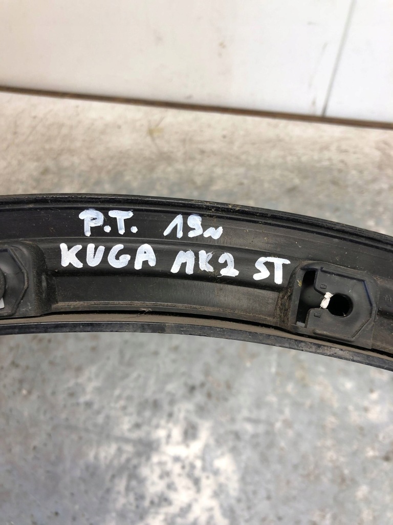 фото №7, Молдинг крыла правый задняя ford kuga mk2 st cv4j-s286d02-adw