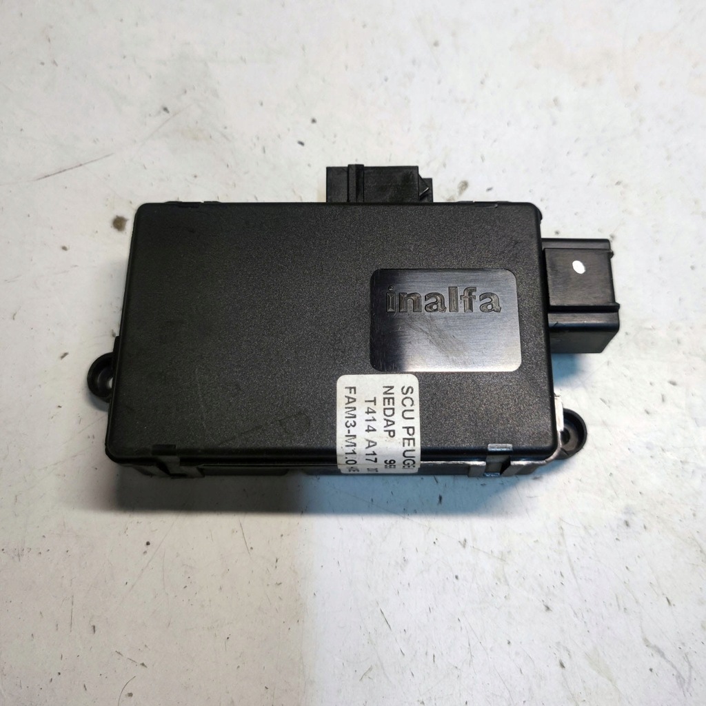 фото №1, Lancia phedra модуль люк 9557288