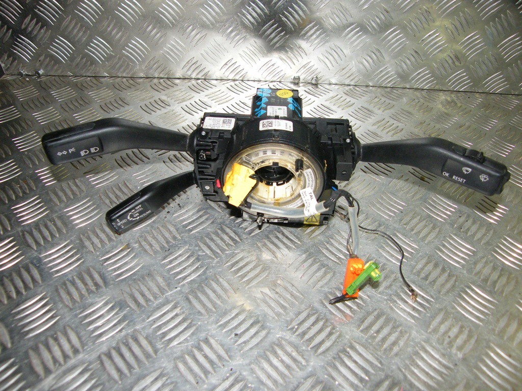 фото №1, Переключатель комбинированный лента passat b6 3c5953513c