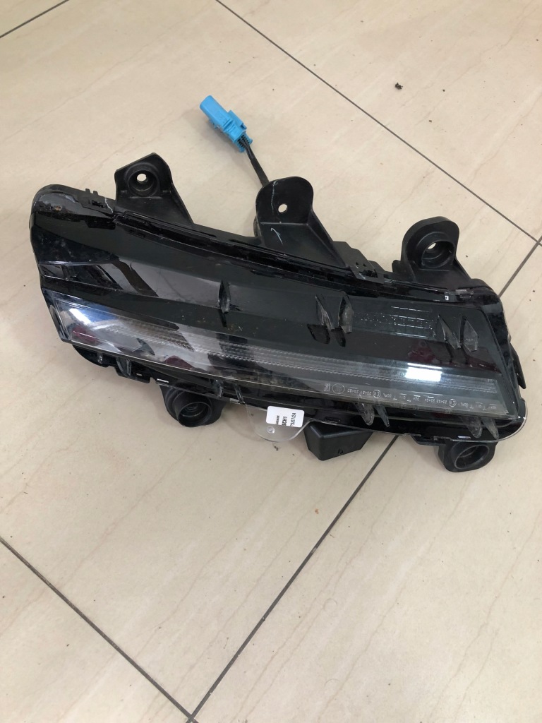 Купить Peugeot 3008 5008 ii 2 lift 20- противотуманная фара led drl левый перед 9836231080