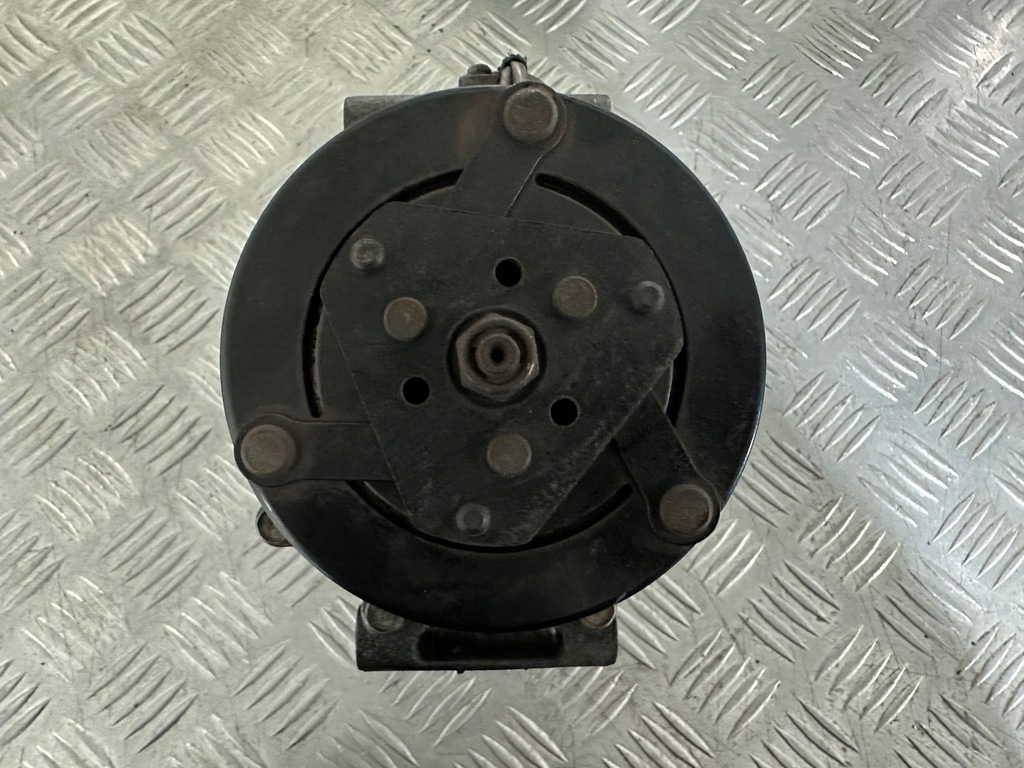 фото №4, Peugeot 4007 2.2 hdi компрессор кондиционера 7813a091