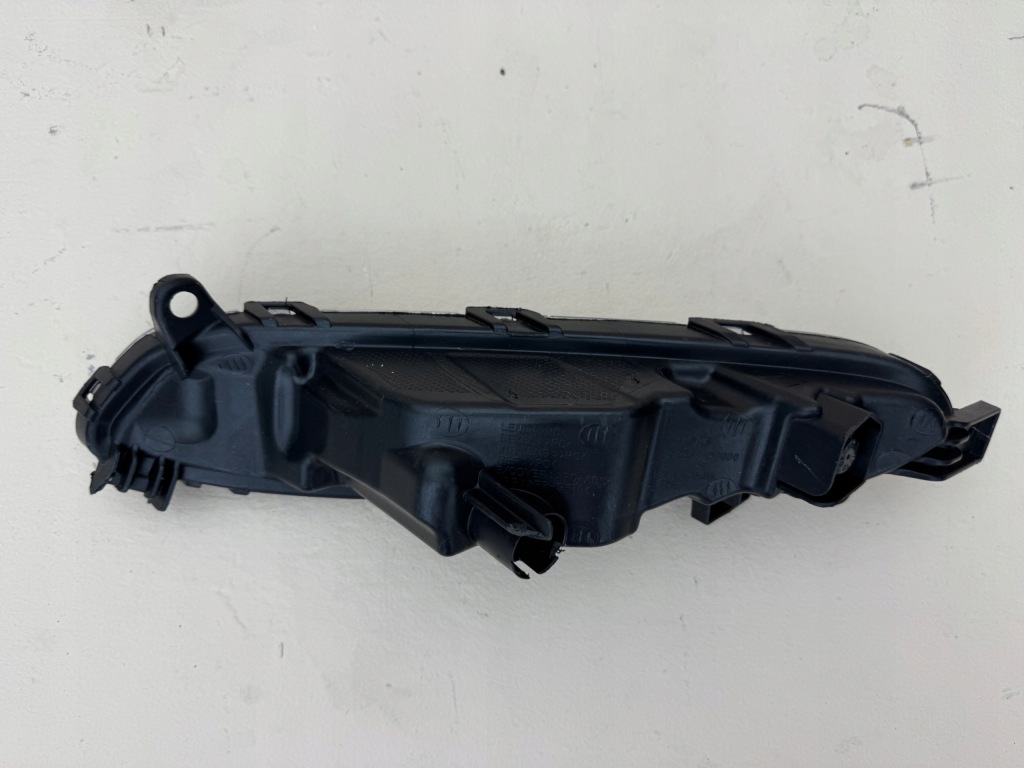 Hyundai tucson 3 3 15r- противотуманная фара led drl правая  перед 92208-d7000 Оригинал