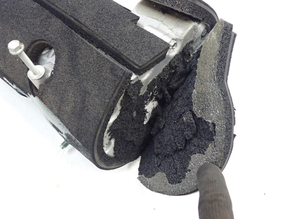 Компресор кондиціонера оригінал 1582668-00-i tesla model y 3d3 3d7 23r Доставка