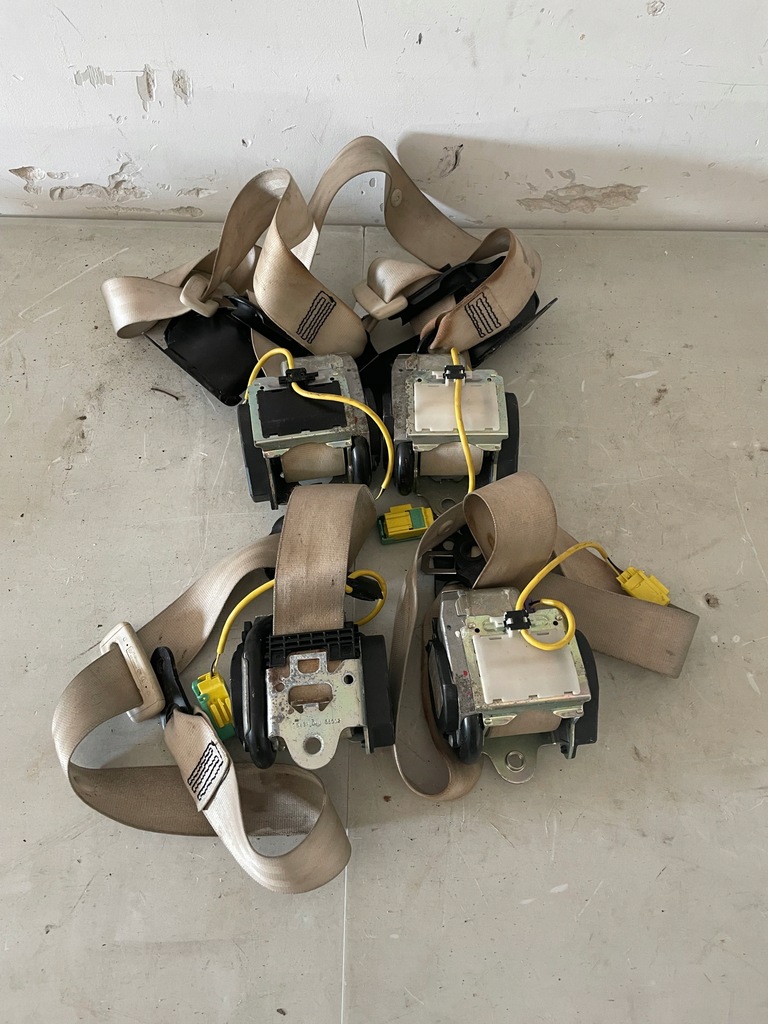 фото №1, Kpl. ременів bentley continental flying spur