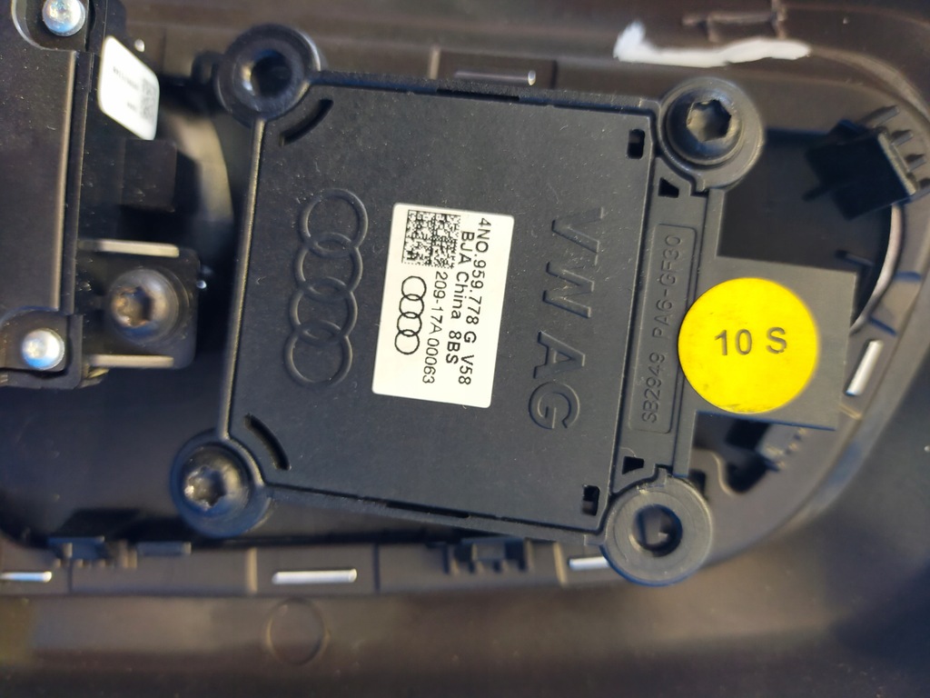 фото №7, Audi a8 d5 сидіння захист права перемикачі 4n0959748c 4n0959778g 2018r