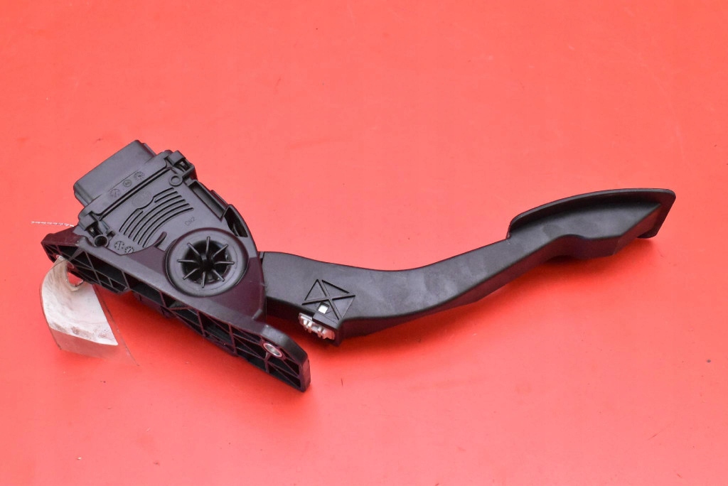 Потенциометр педаль газа европа  1600a149 fiat fullback 2.4 jtd 154 km 16-20 с Разборки