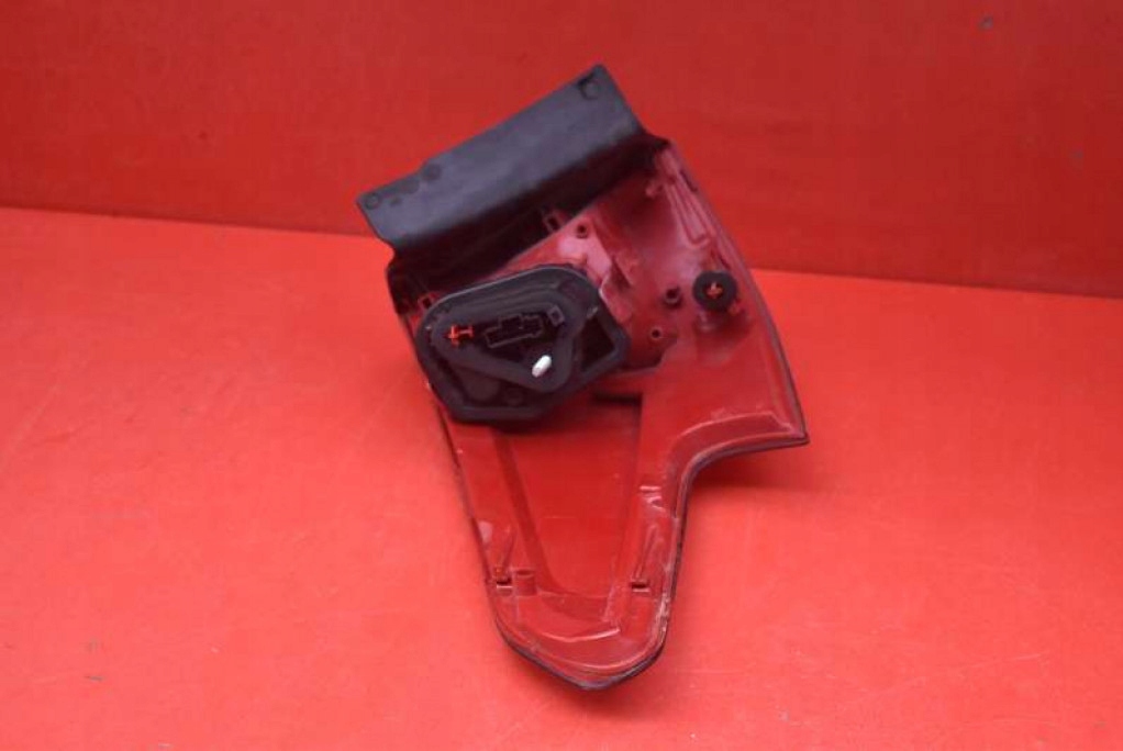 фото №6, Лампа права задня задня 8x8x-13404-ax citroen c5 ii x7 iii kombi 08-17