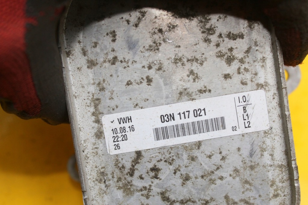 фото №5, Радиатор масла vw golf vii 2.0 tdi 03n117021