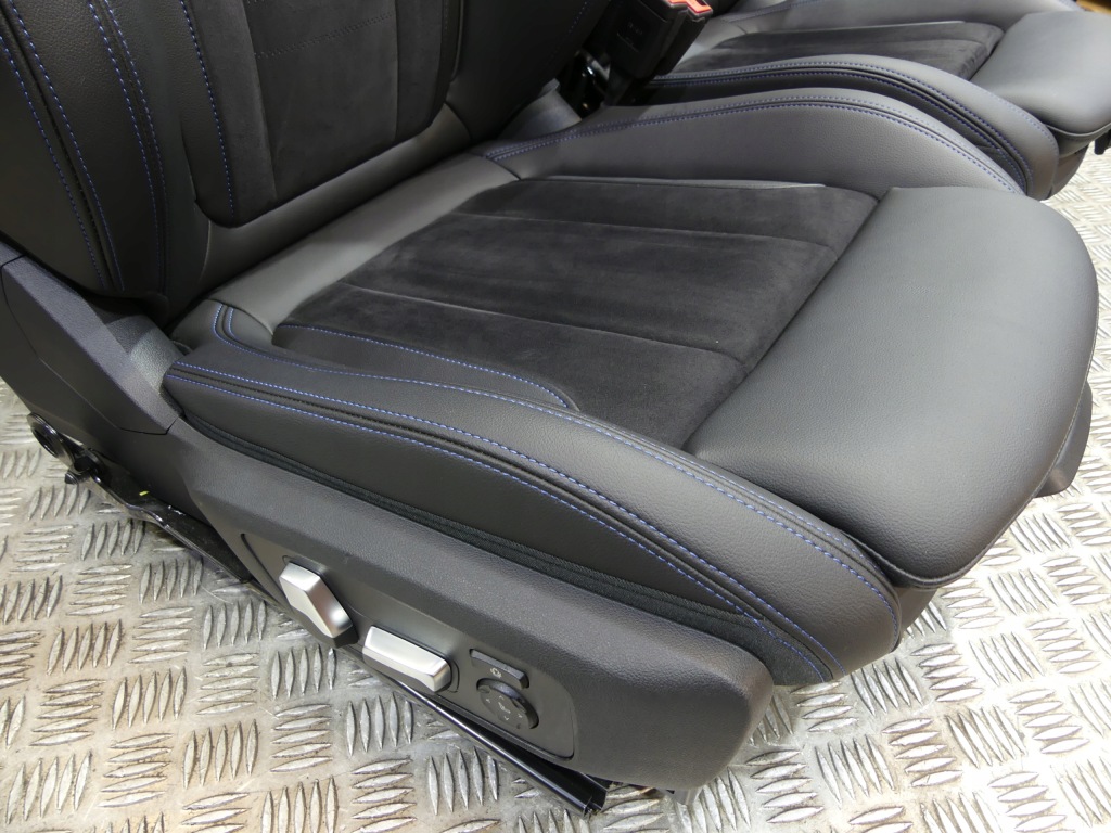 фото №10, Bmw 3 g20 sport обивка сиденья подогрев заднее сиденье обшивки туннель полка alcantara