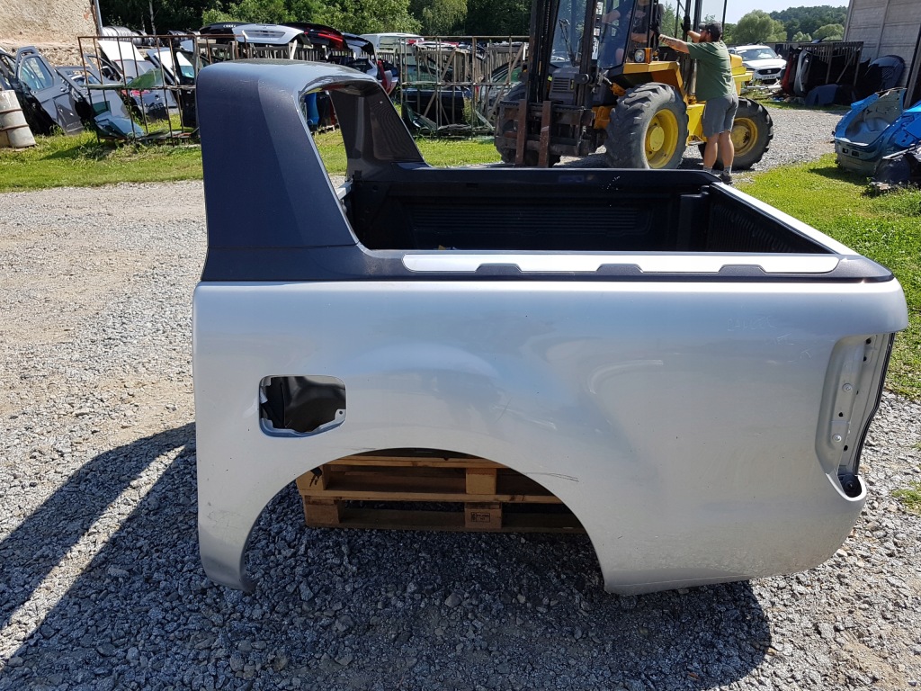 фото №1, Ford ranger iv v 2021 кузов обшивка задняя