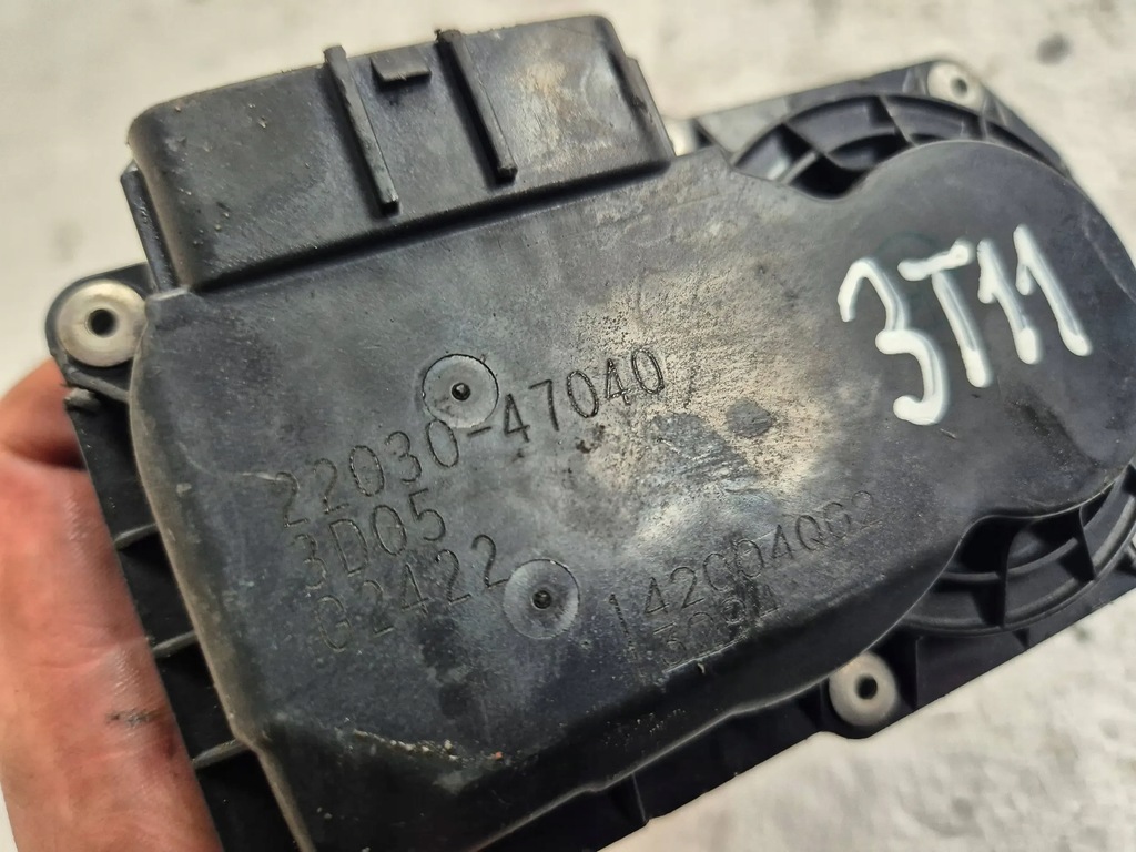 фото №6, Дроссельная заслонка 22030-47040 toyota yaris auris 1.3
