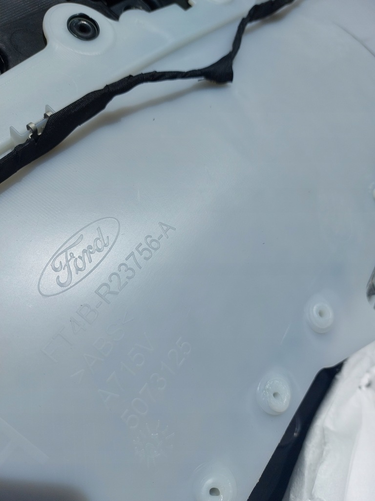 фото №5, Edge оббивка двері правий перед ft4b-r23756-a