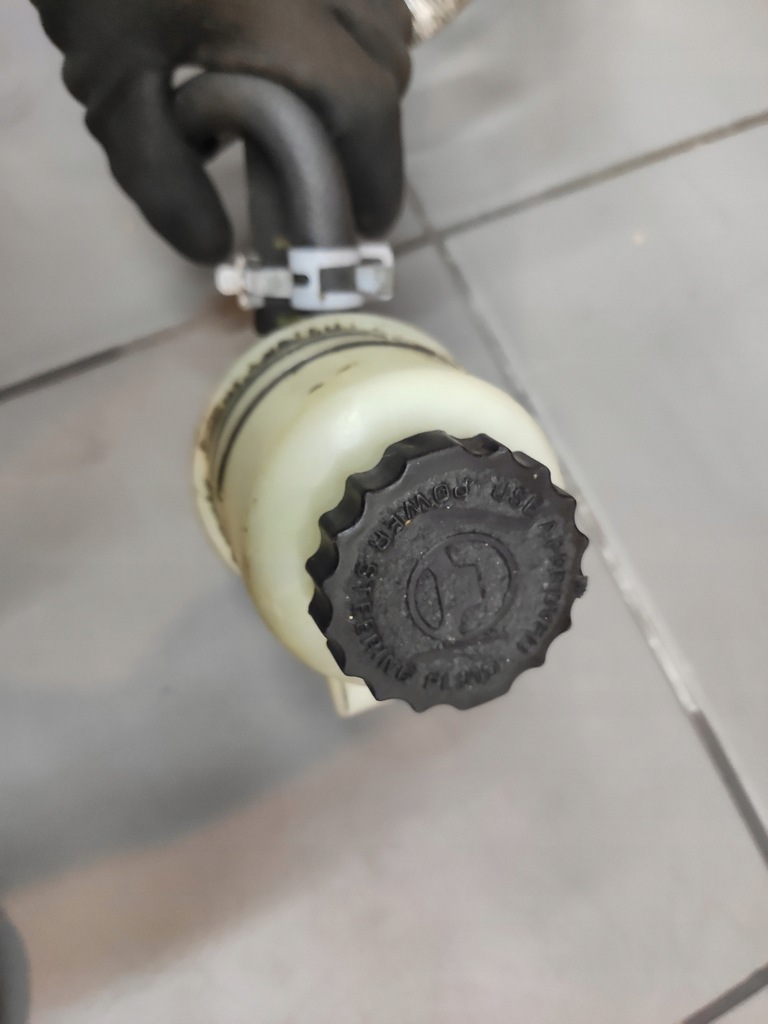 фото №7, Jeep cherokee liberty kk 2.8 crd 07-12r бак жидкость усилителя шланг