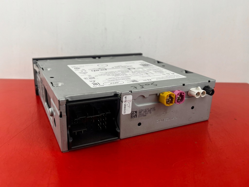 фото №8, Vw volkswagen passat b8 станция мультимедийная mib3 3g5035820b отсутствует softu