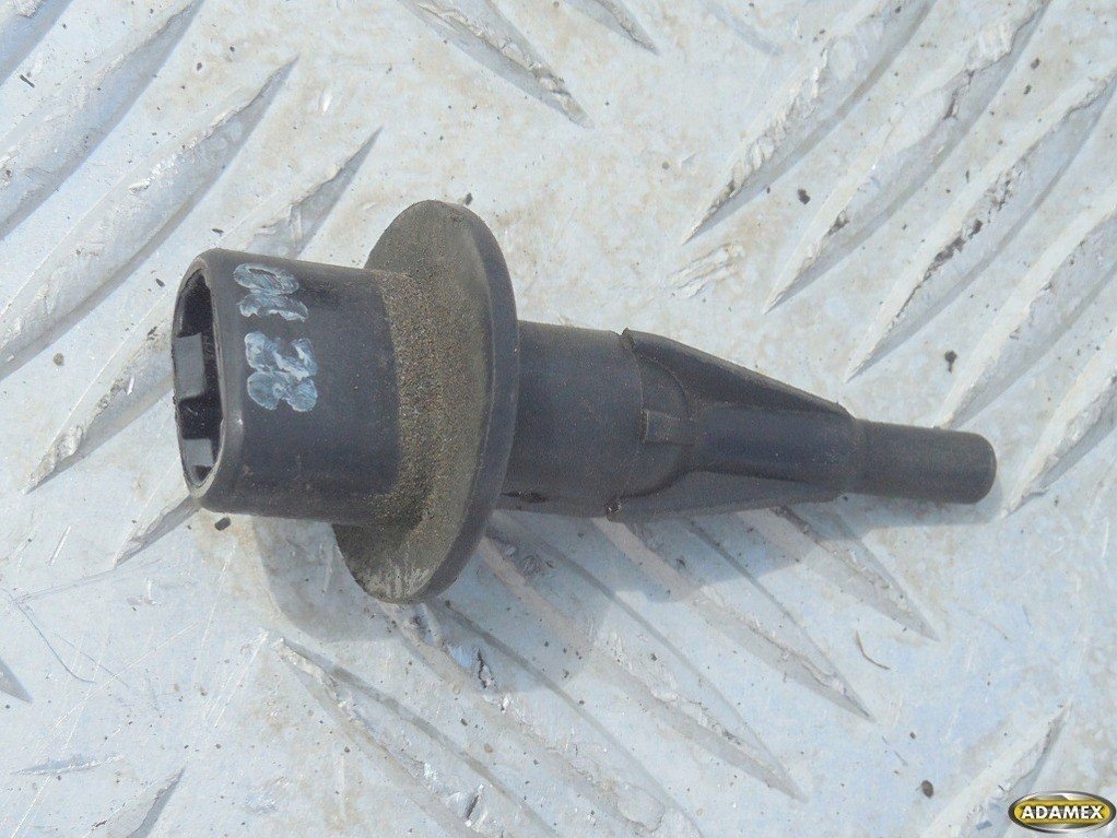 фото №4, Toyota corolla e10 1.6 94r - датчик температуры