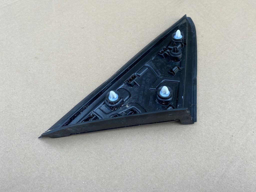 фото №8, Citroen c3 aircross треугольник заглушка левый перед 13471241 оригинал