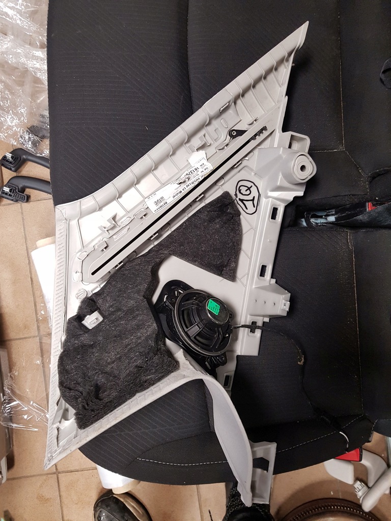 фото №7, Защита стойка левая задняя vw touareg iii dynaudio