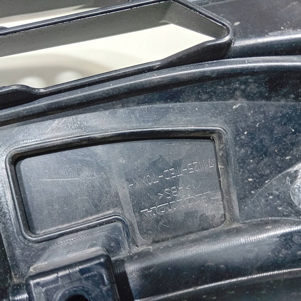 фото №15, Honda civic x sedan 4d накладка решётка радиатора решётка радиатора комплектная czarna молдинг