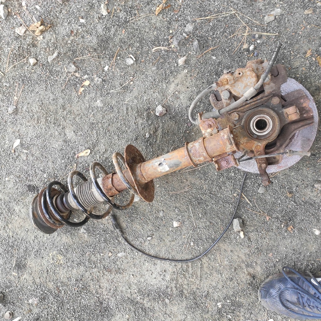 фото №5, Поворотный кулак амортизатор суппорт левый перед fiat punto 2004r 1.3jtd