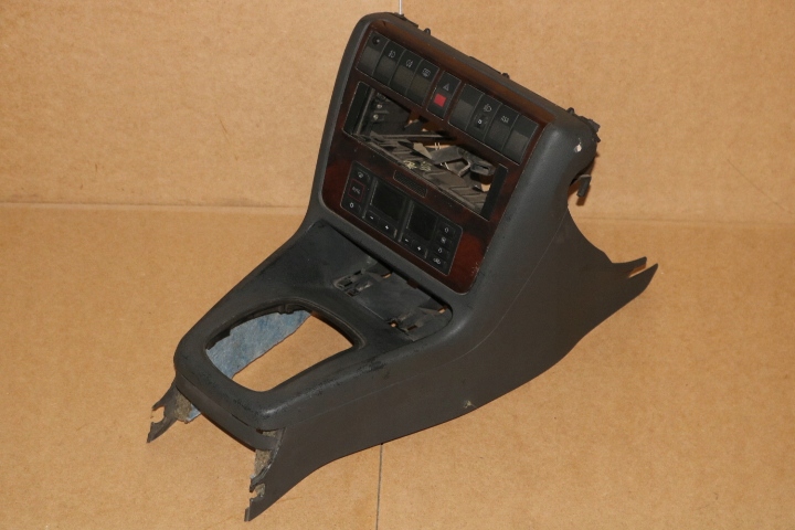 фото №2, Audi a4 консоль средняя рамка радио защита выборщик rzełączniki drewno