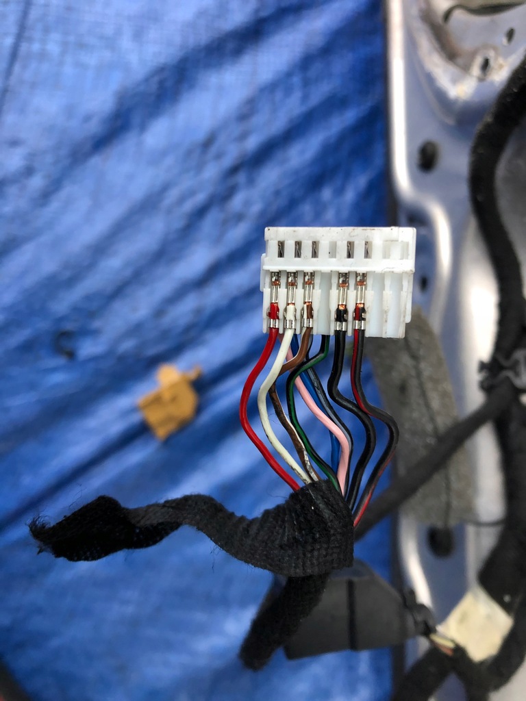 фото №6, Audi a8 d3 зеркало наружное правое 8 pinów ly7w