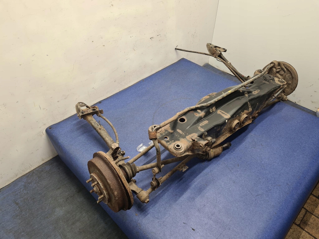 фото №3, Subaru forester ii lift 2.0b автоматическая коробка передач балка подвеска задняя