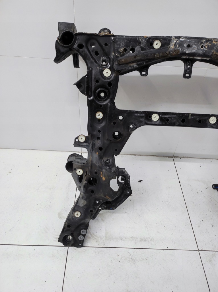 фото №8, Підрамник підрамник перед bmw xm g09