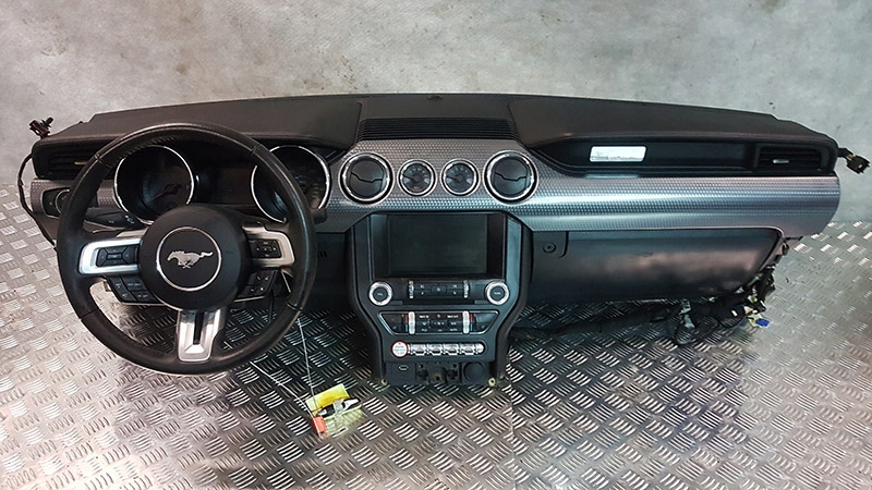 фото №1, Ford mustang 2015 консоль панель приладів подушка безпеки подушка pas