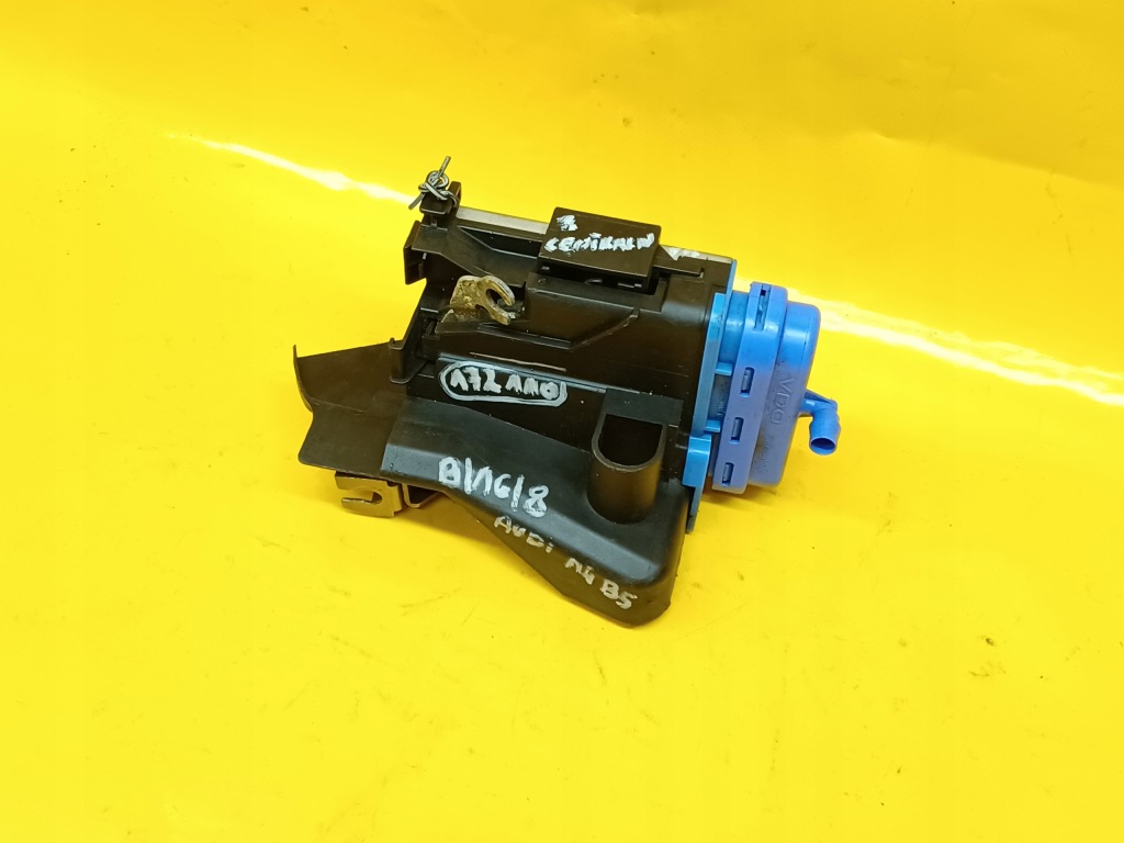 фото №1, Замок дверь правый задняя audi a4 b5 8d0839016a