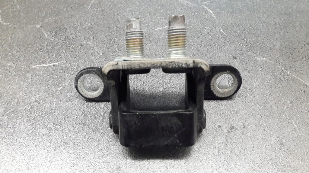 фото №1, Петля кришки ssangyong rexton 01-06