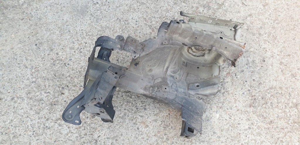 фото №3, Четверть подкрылок лонжерон citroen c3 ii 2010-16