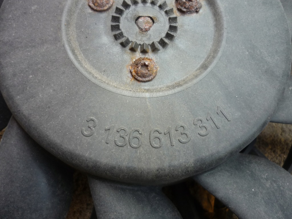 Вентилятор радиатора воды opel zafira b 1.7 1.9 cdti 2.2 24467442 исправный Недорого