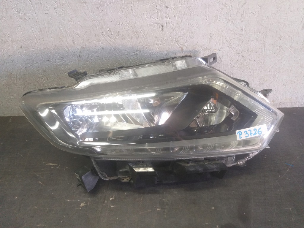 Купить Фара перед правый  nissan x trail t32 led