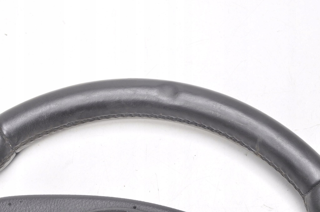 фото №16, Aston martin db9 воздуховод кожаный d2r3a