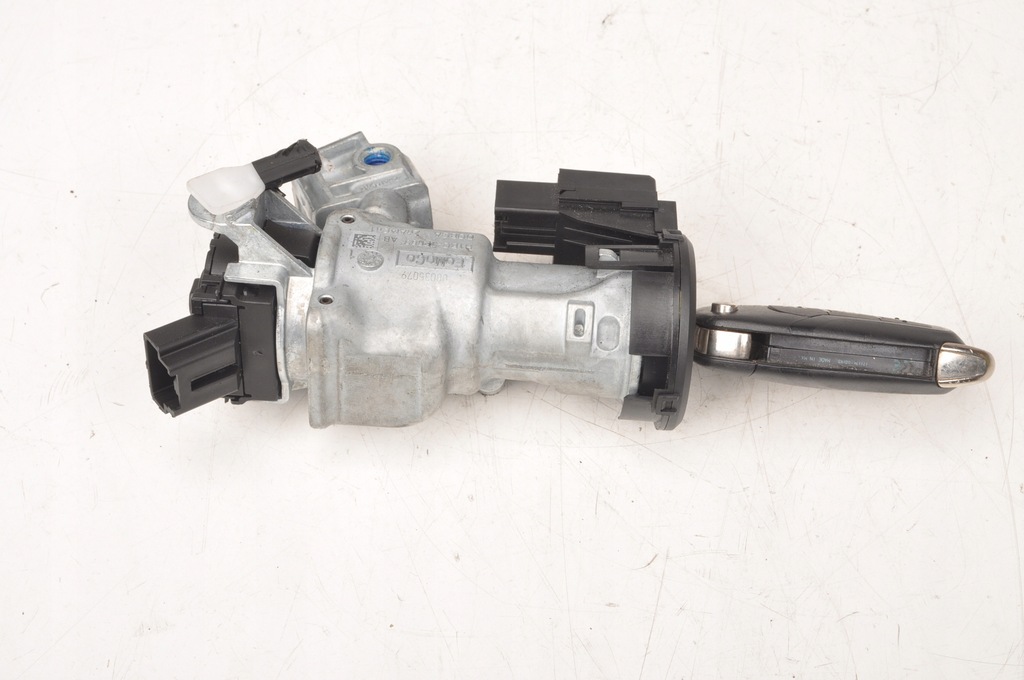 фото №1, Ford fiesta mk8 замок зажигания ключ