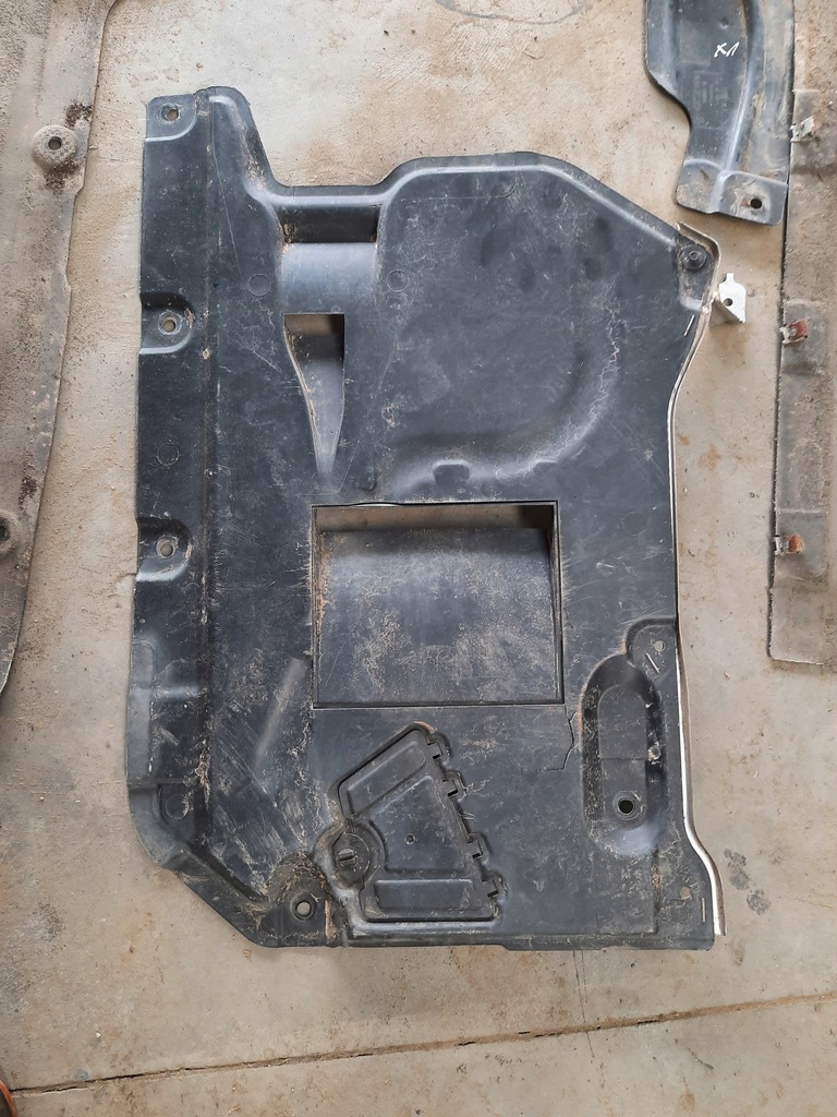 фото №11, Bmw x1 e84 2.0 20i защита подвеска kpl.